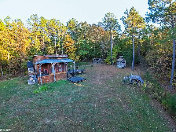 3rd image of 28867 Cemetery Rd
