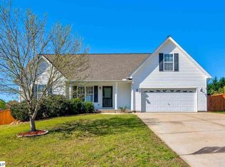 18 Cole Creek Ct, Greer, SC 29651