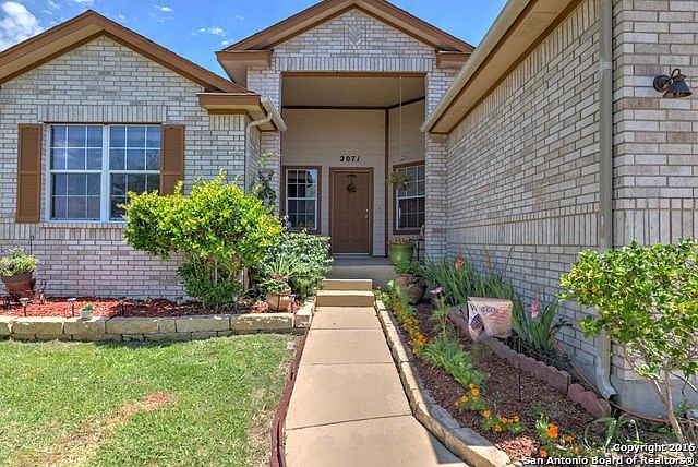 1st image of 2071 Sungate Dr
