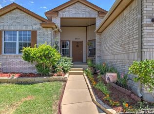 2071 Sungate Dr, New Braunfels, TX 78130