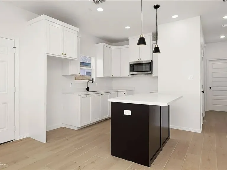 3004 S Links Dr #3 — Photo 3