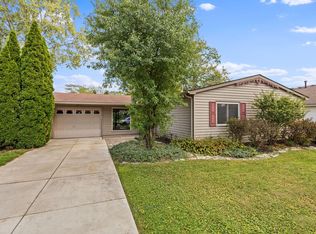 1307 N Jay St, Griffith, IN 46319