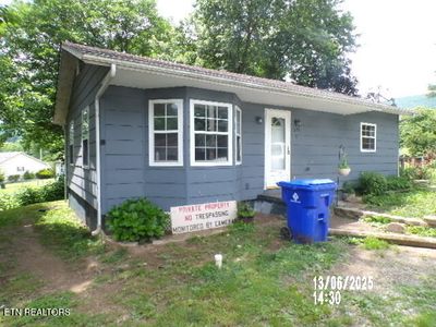 1639 Old Roane St, Harriman, TN, 37748