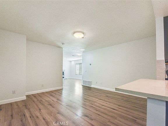 4th image of 4466 Bartel Dr