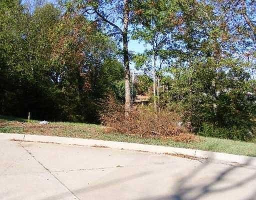 3rd image of 4908 Aspen Ct