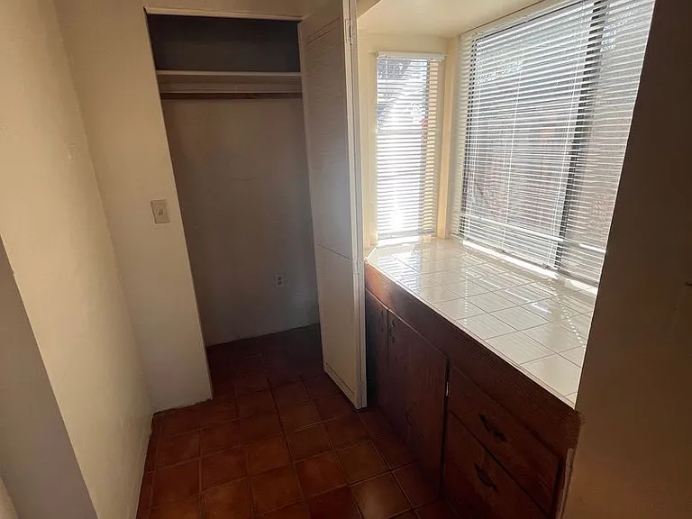 2301 N Northway Ave — Photo 15