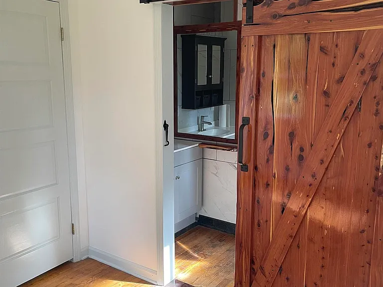 315 Caroline Ave — Photo 25