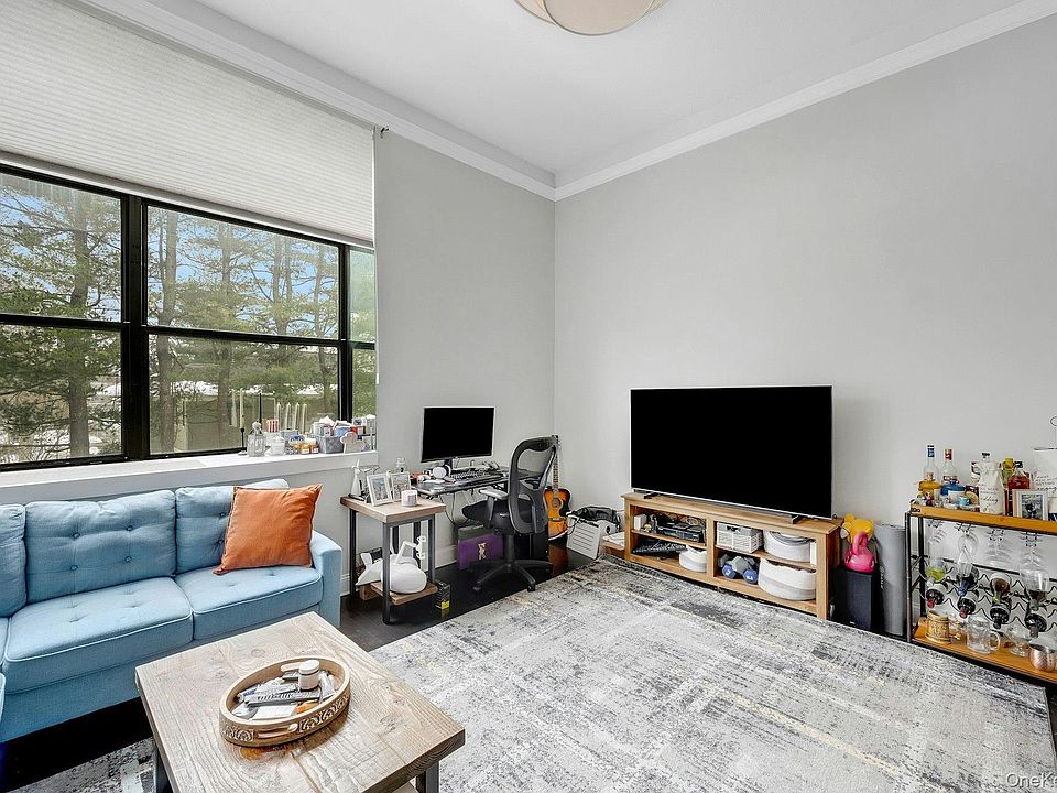 1st image of 33 Roselle Avenue #K