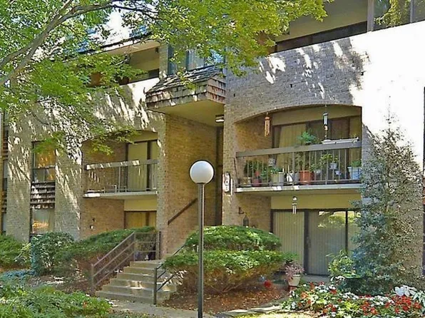 403 Christopher Ave APT 27, Gaithersburg, MD 20879