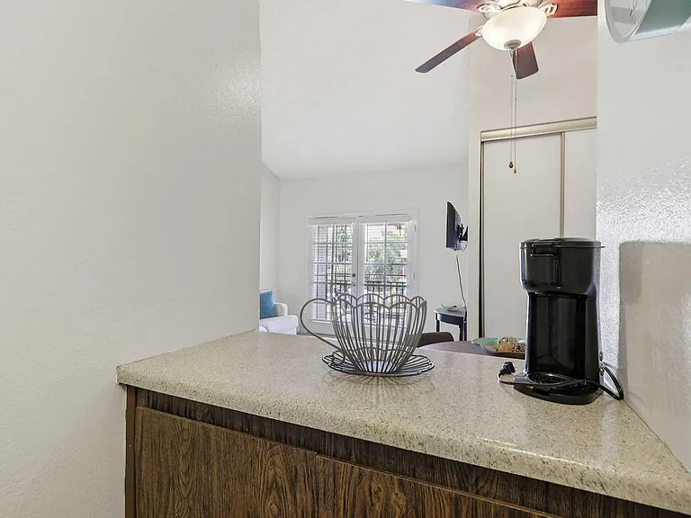 5666 East Hampton Street — Photo 9