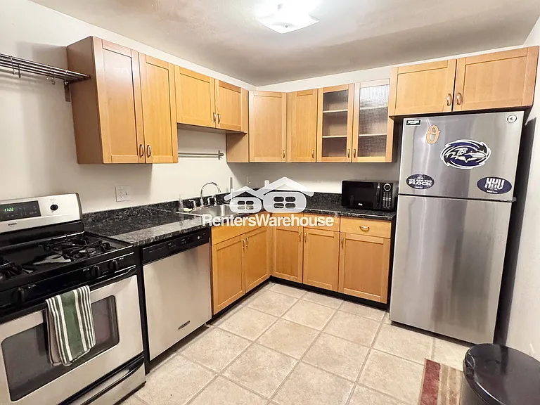 1802 Gough St — Photo 8