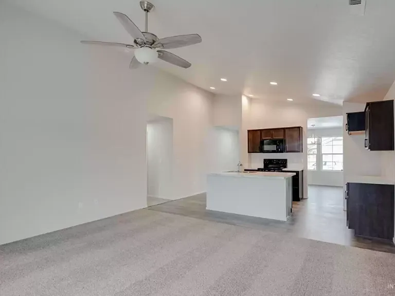 2523 E Moon Eye Dr — Photo 11