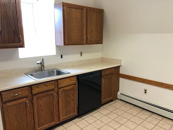 4th image of 41 Depeyster St