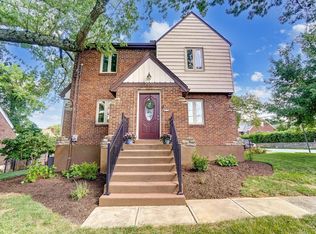 2922 Mapleleaf Ave, Cincinnati, OH 45212