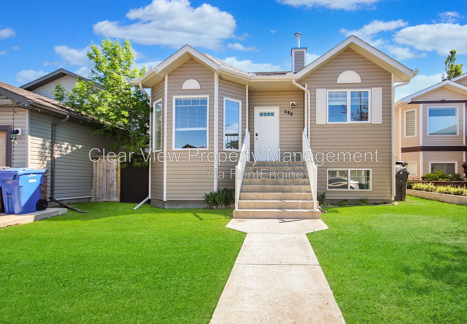 4 bed, 2.0 bath, 1300 sqft, $1,999 — Photo 1