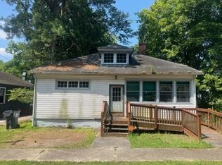 310 Mitchell St, Henderson, NC 27536