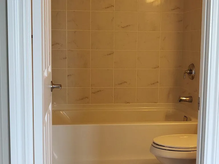 716 Main St E #607 — Photo 12