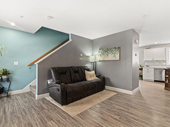5th image of 3 Grand Ave #2