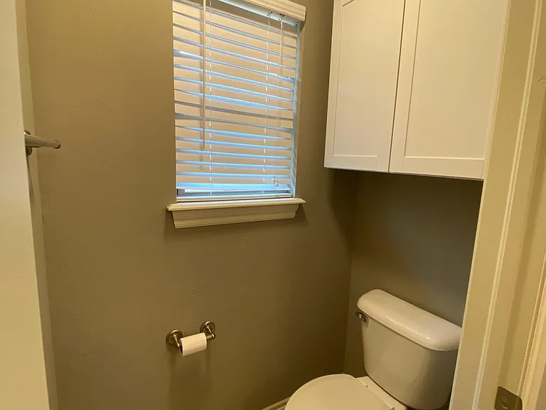 1909 Sunflower Cir — Photo 13