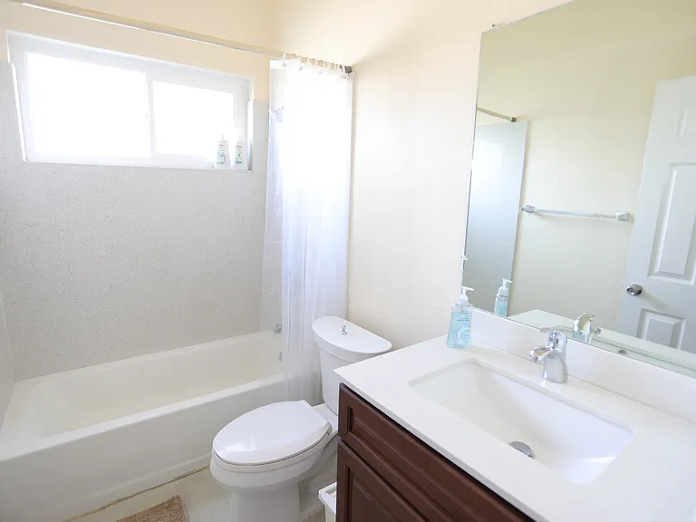 615 Alpha Ct #A — Photo 7