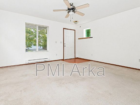 4th image of 11048 Elliston Way NE