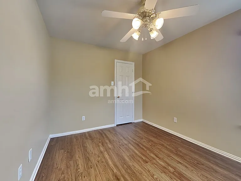 3936 Braxton Ln — Photo 15