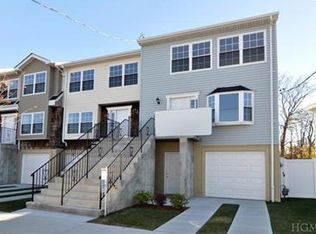 652-658 City Island Ave, Bronx, NY 10464