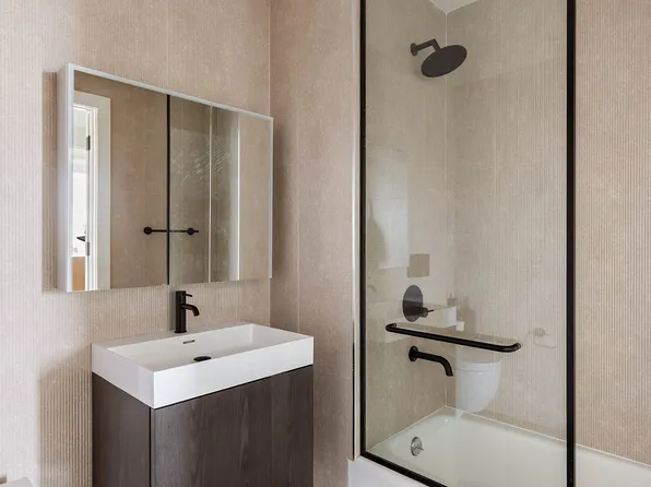 169 Huron Street image 7 of 11