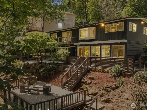 15936 76th Place NE, Kenmore, WA 98028