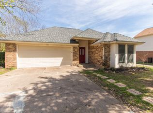1521 Brook Forest Dr, Mansfield, TX 76063