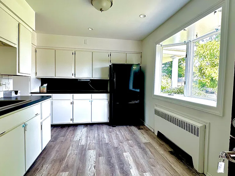 28 Ann St #1 — Photo 3