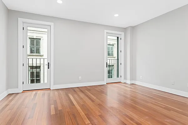 Rented by Douglas Elliman | media 19