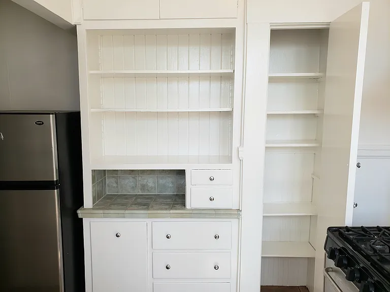 1750 Franklin St — Photo 15