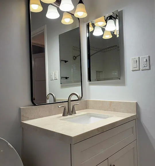 4125 1/2 W Toluca Lake Ave — Photo 15