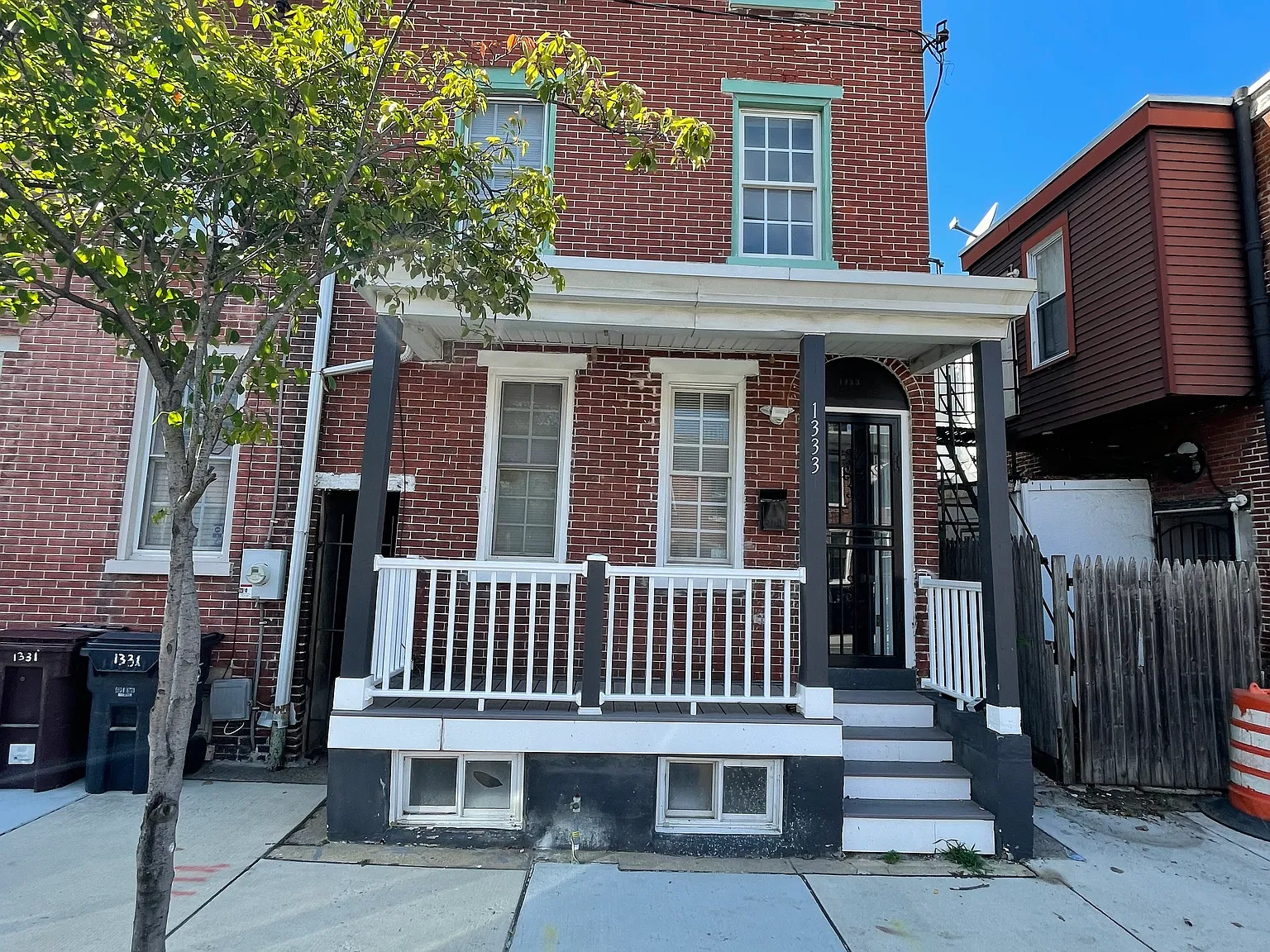 4 bed, 1.5 bath, 1625 sqft, $2,195 — Photo 1
