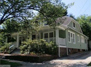2303 Sherwood St, Greensboro, NC 27403
