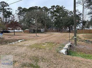 321 Carlyene Dr, Midway, GA 31320