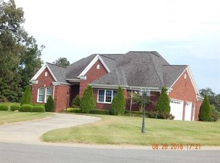 143 James Martin Dr, Benton, KY 42025