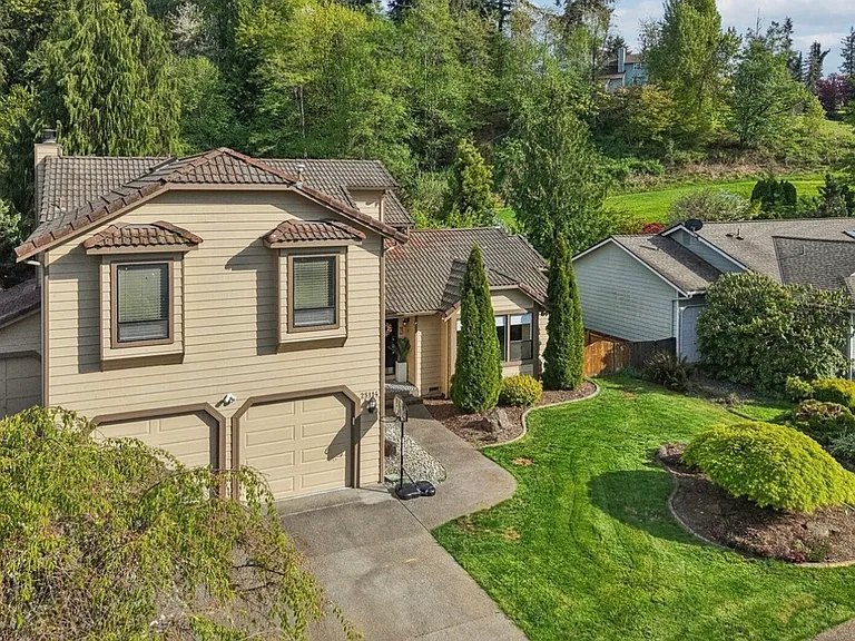 25114 Lake Wilderness Country Club Dr SE — Photo 1