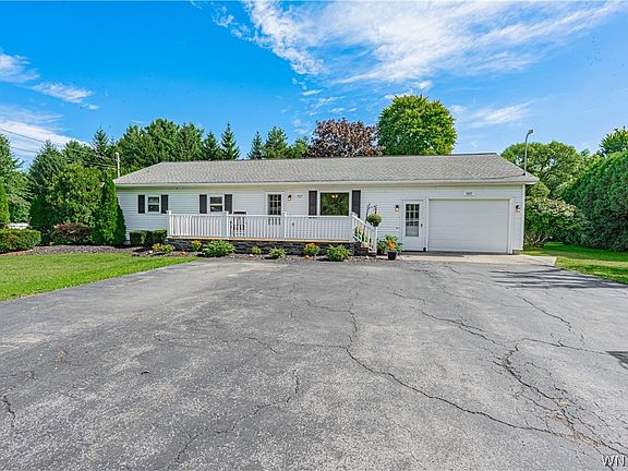 3rd image of 3527 Lockport Olcott Rd