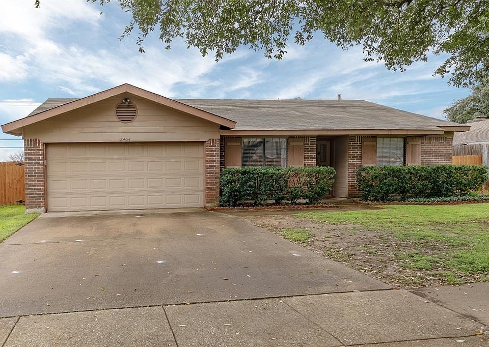 1st image of 2404 Beachtree Ln