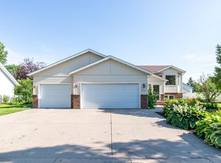 609 4th Ave NW, Dilworth, MN 56529