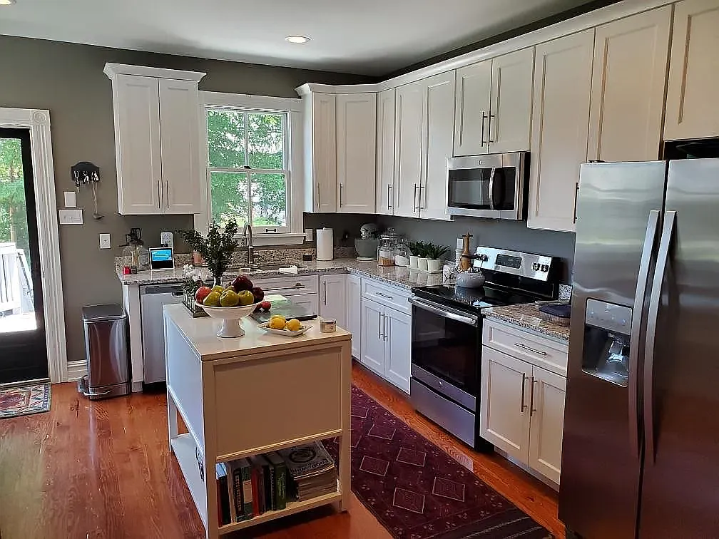 2 bed, 1.5 bath, 1500 sqft, $2,100 — Photo 3