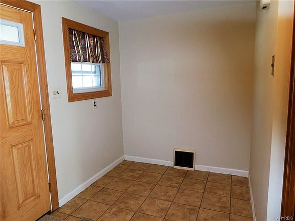 4th image of 64 Northcrest Ave