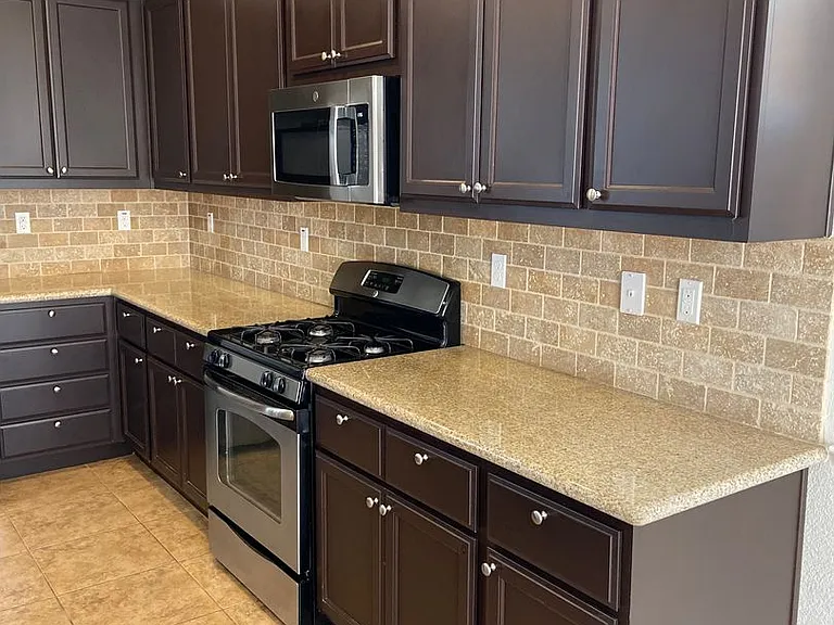 907 Blossom Rock Ln — Photo 11