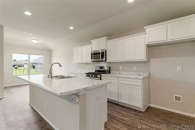8501 E 162nd St S — Photo 4