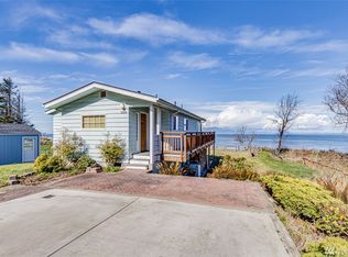 122 W Bluff Dr, Port Angeles, WA 98362