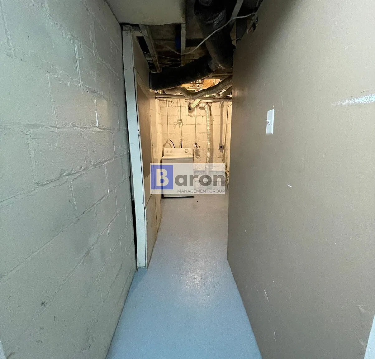Great 1 bed, 1 bath duplex ready for move in! There is off street parking as well as shared laund... — Photo 3