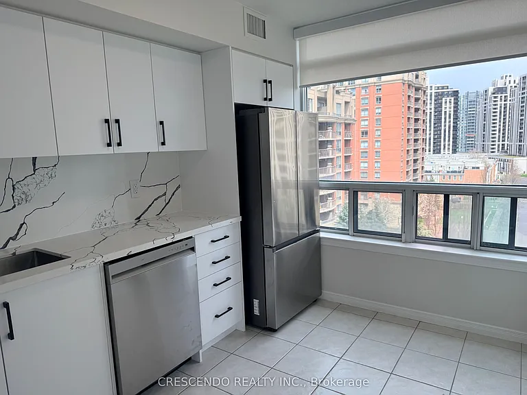 30 Harrison Garden Blvd #902 — Photo 11
