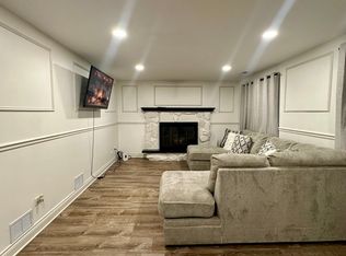 2807 Glenwood Lansing Rd APT 212, Lynwood, IL 60411